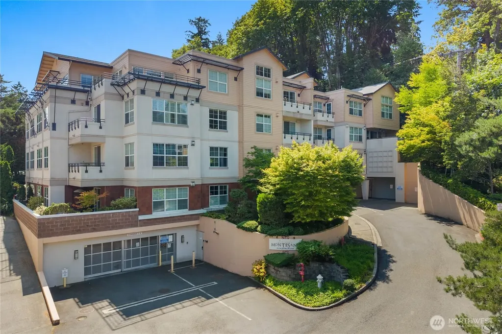 7549 SE 29th Street Mercer Island WA 98040