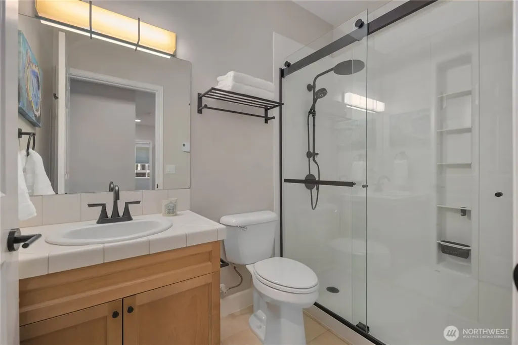 7549 SE 29th Street Mercer Island WA 98040