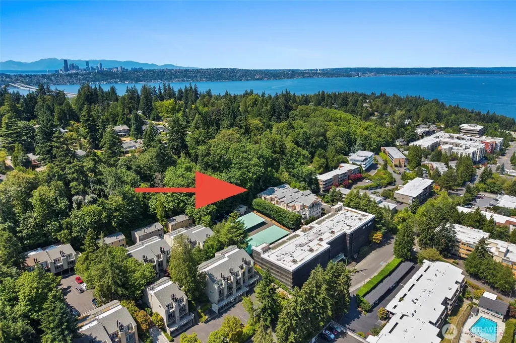 7549 SE 29th Street Mercer Island WA 98040