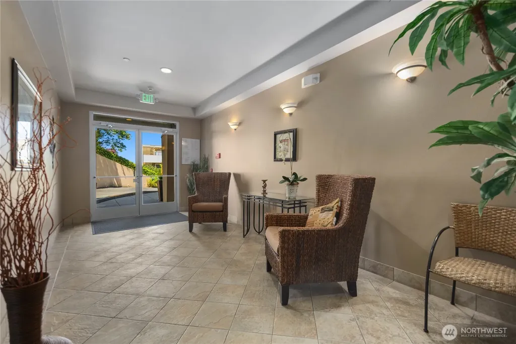7549 SE 29th Street Mercer Island WA 98040