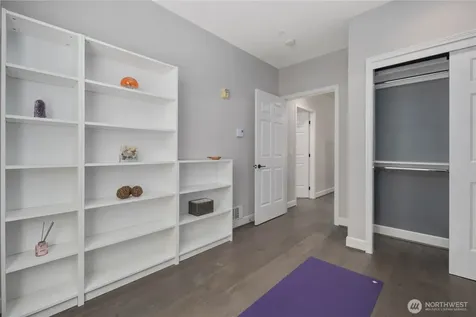 7549 SE 29th Street Mercer Island WA 98040