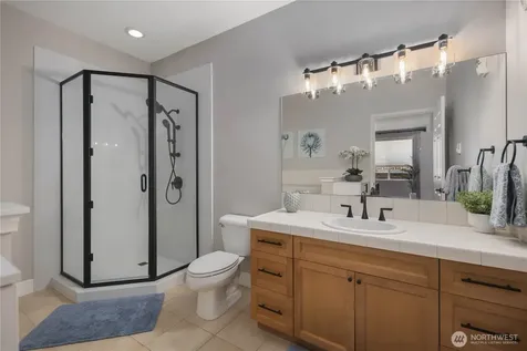 7549 SE 29th Street Mercer Island WA 98040