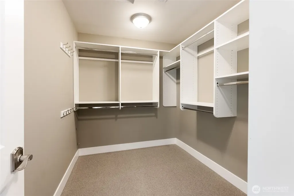 4372 Lakeview Court Bellingham WA 98229
