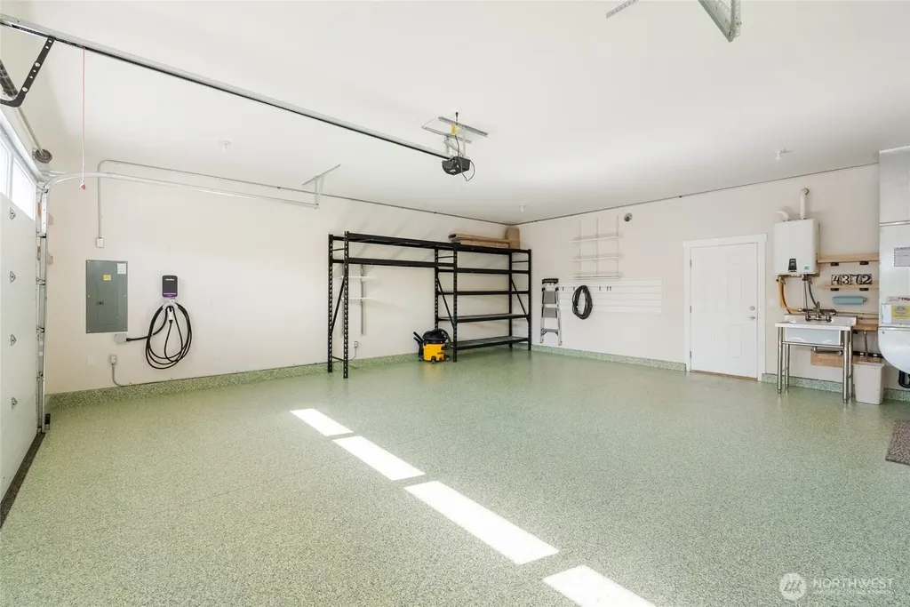 4372 Lakeview Court Bellingham WA 98229
