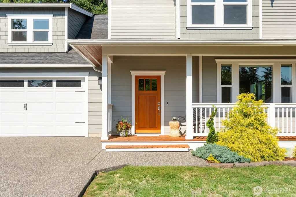 4372 Lakeview Court Bellingham WA 98229
