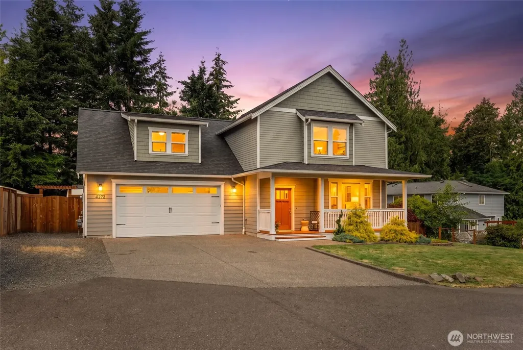4372 Lakeview Court Bellingham WA 98229