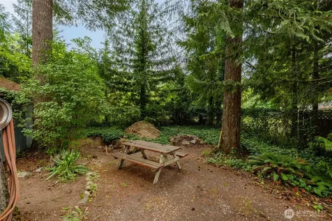 6254 Bellwood Drive Maple Falls WA 98266