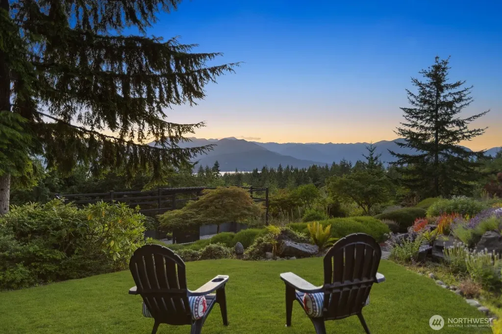 14752 & 14782 NW Seaview Drive Seabeck WA 98380