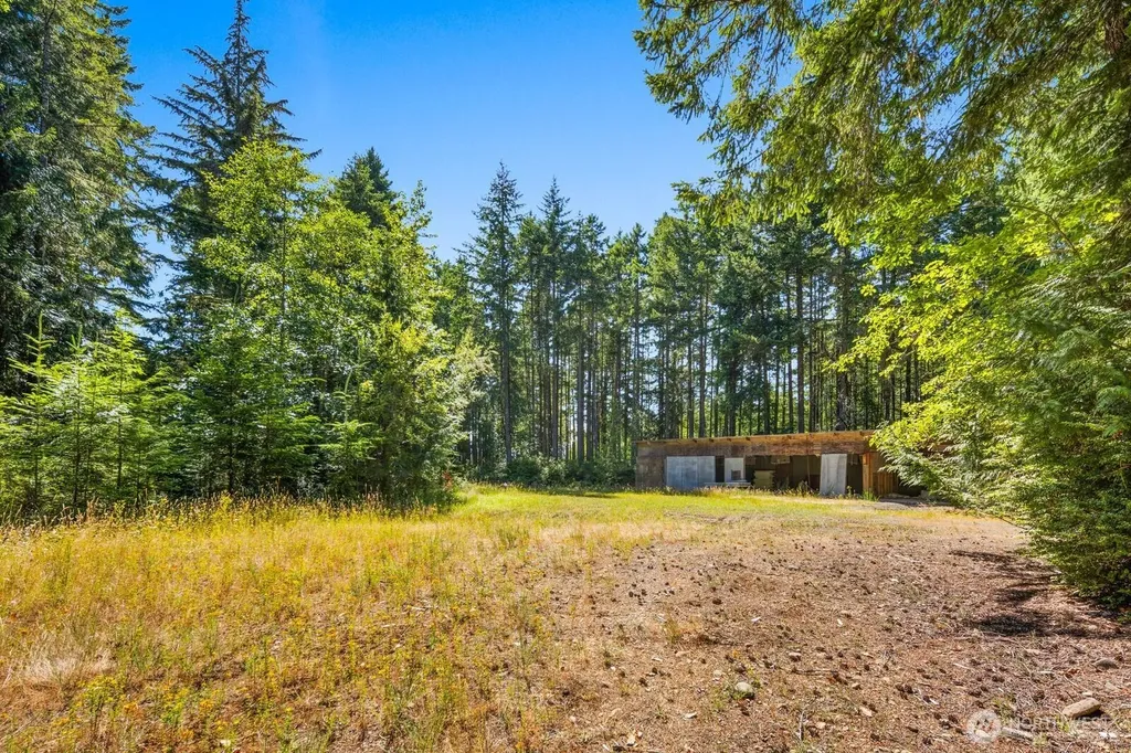 14752 & 14782 NW Seaview Drive Seabeck WA 98380