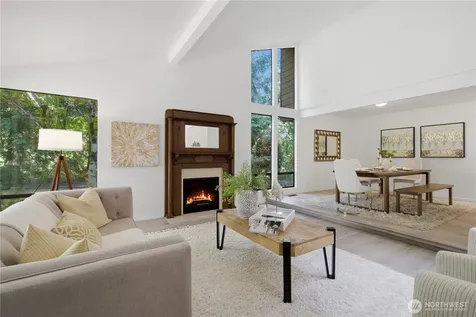 21926 SE 37th Street Sammamish WA 98075