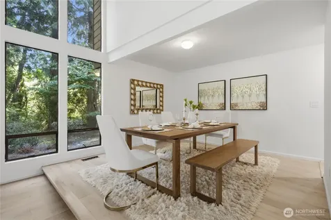 21926 SE 37th Street Sammamish WA 98075