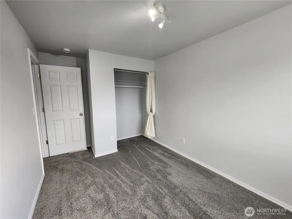 27361 Village Place NW Stanwood WA 98292