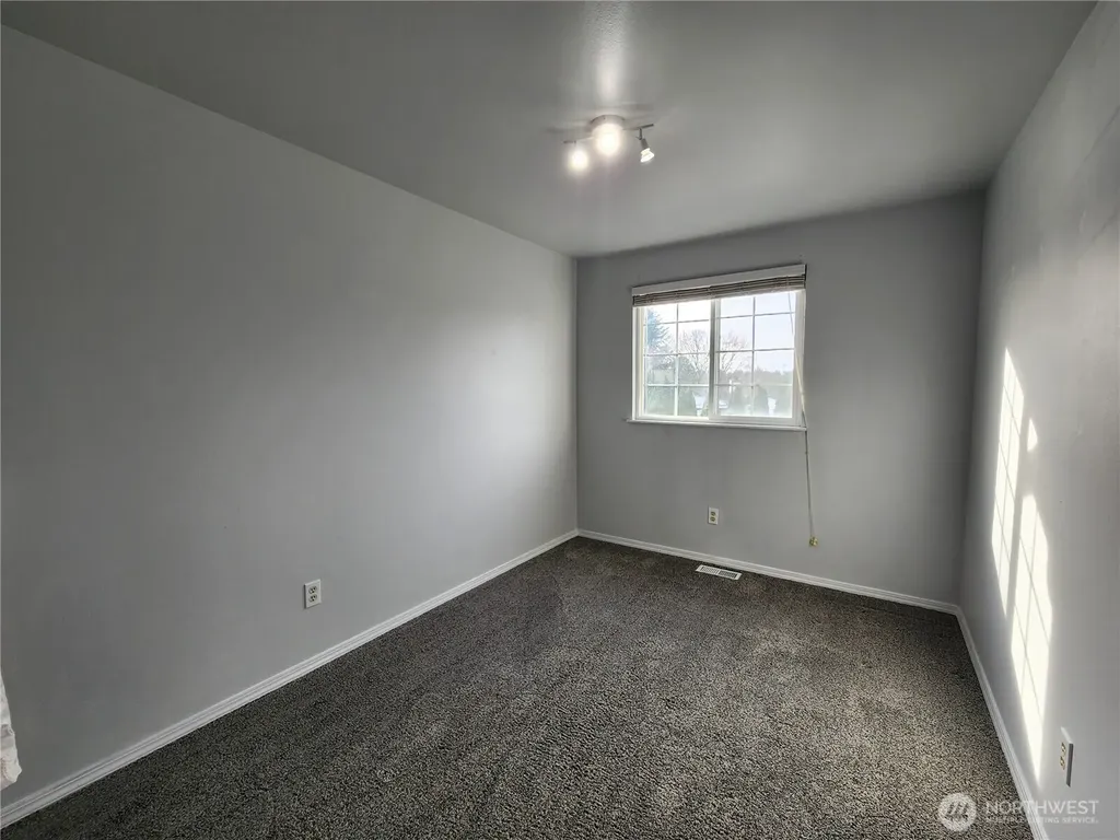 27361 Village Place NW Stanwood WA 98292