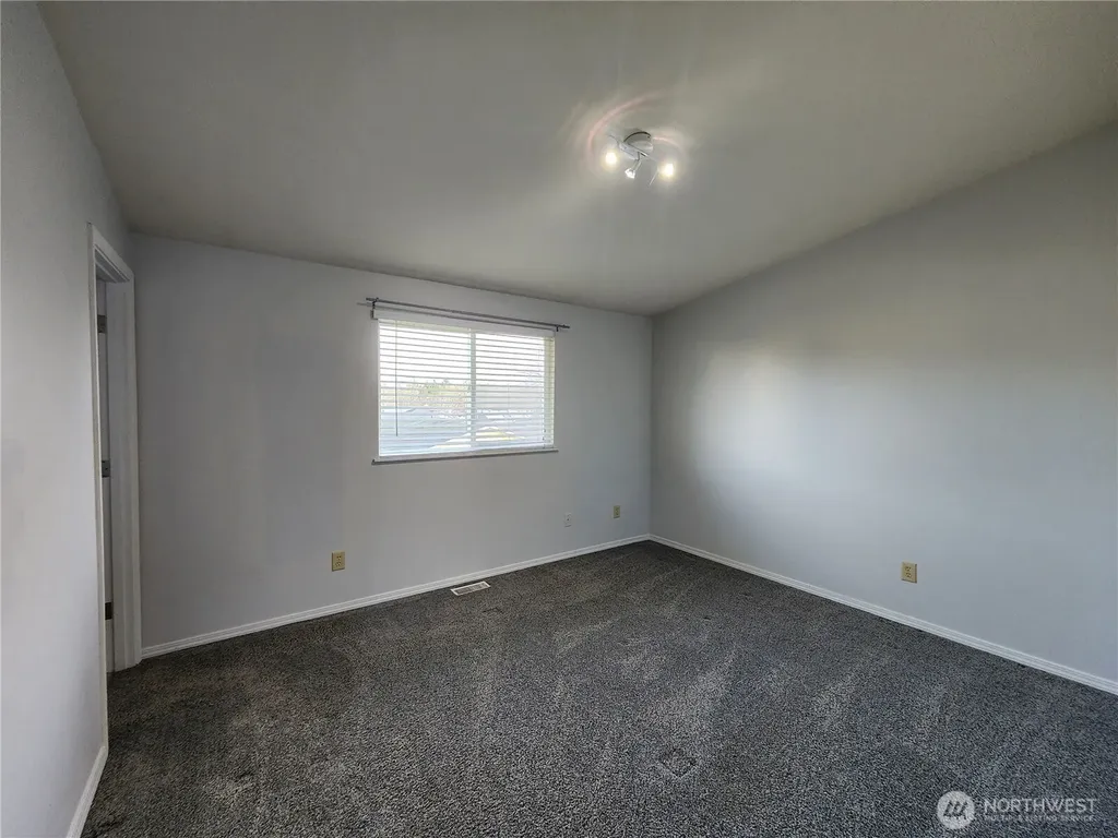 27361 Village Place NW Stanwood WA 98292