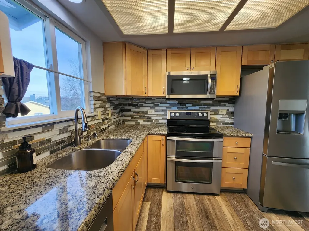 27361 Village Place NW Stanwood WA 98292
