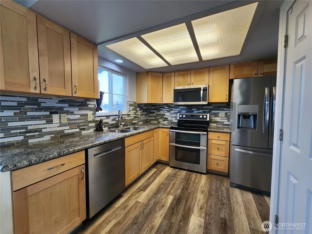 27361 Village Place NW Stanwood WA 98292