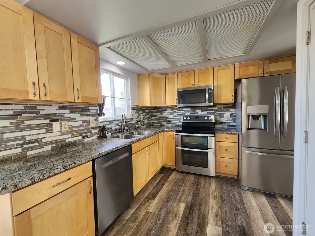 27361 Village Place NW Stanwood WA 98292