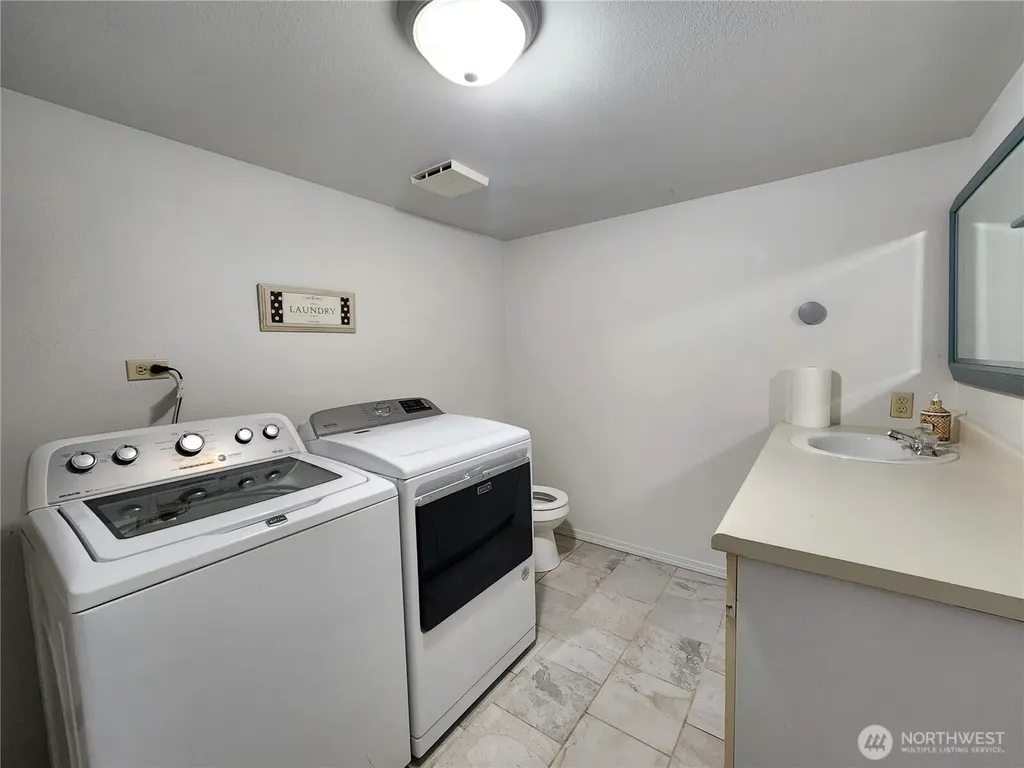 27361 Village Place NW Stanwood WA 98292