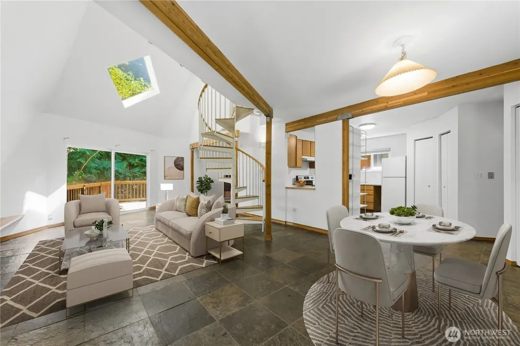 16524 35th Avenue NE Lake Forest Park WA 98155