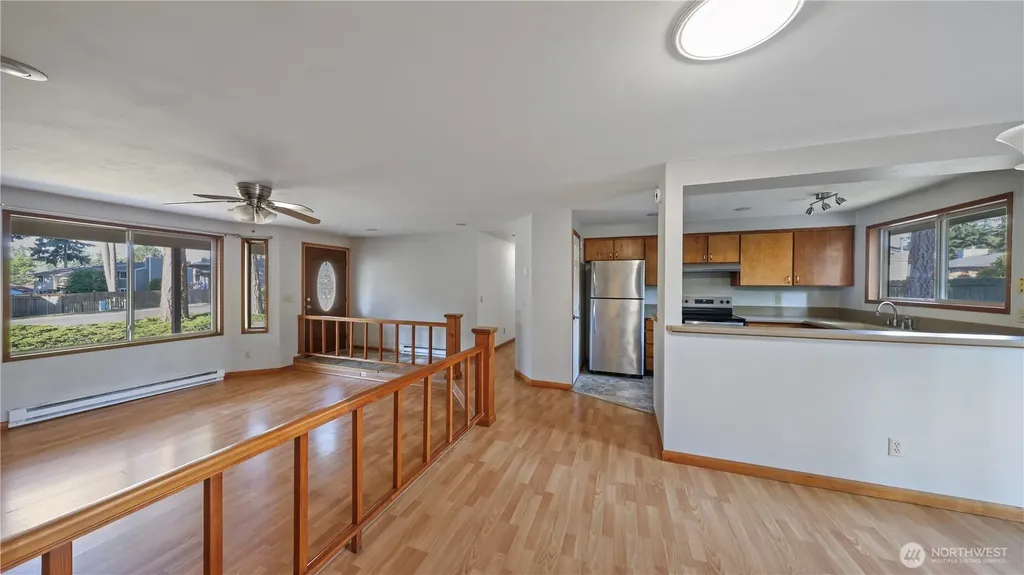 368 NW Columbia Drive Oak Harbor WA 98277