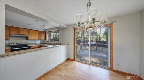 368 NW Columbia Drive Oak Harbor WA 98277