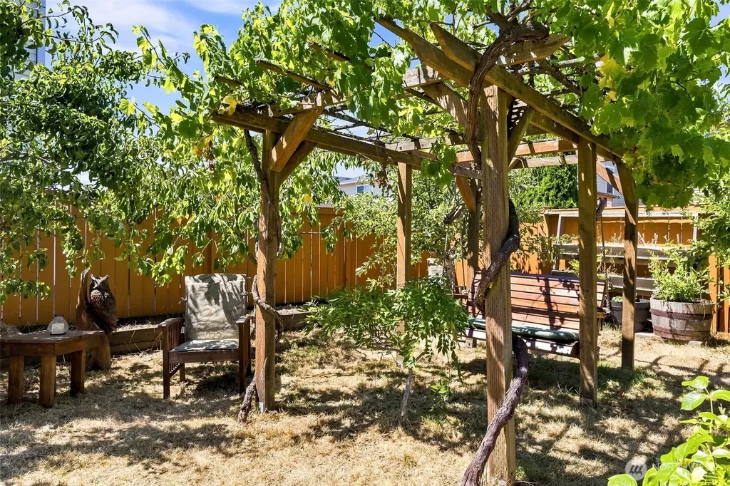 3086 Walker Road Dupont WA 98327