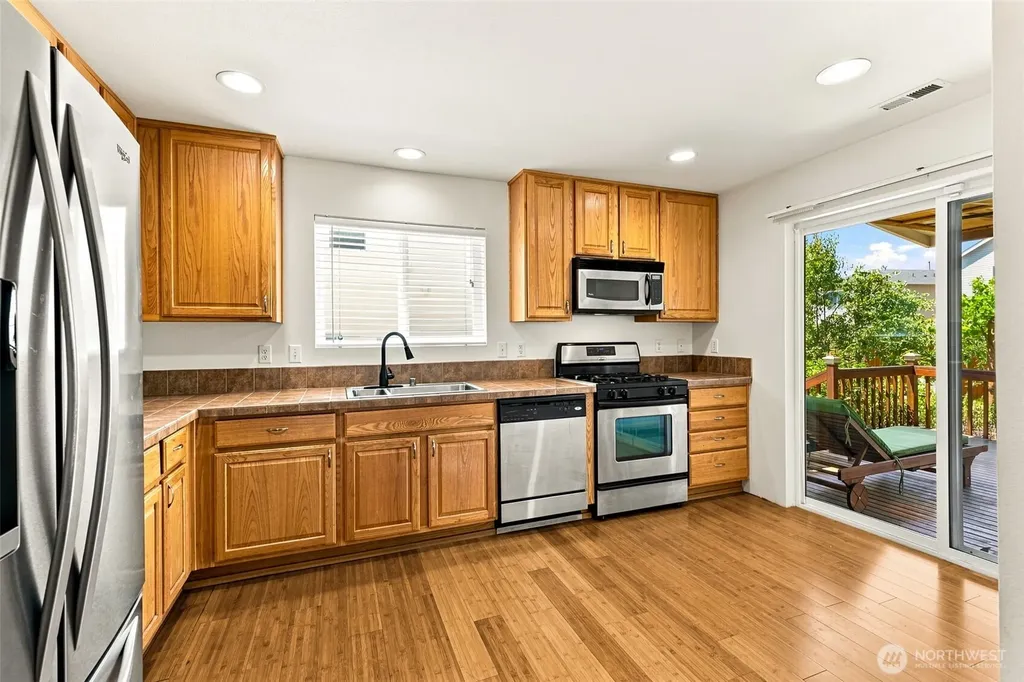 3086 Walker Road Dupont WA 98327