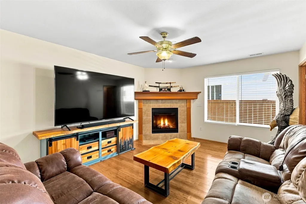 3086 Walker Road Dupont WA 98327