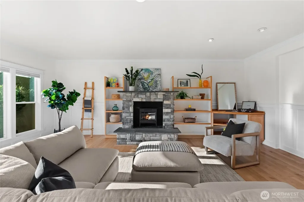 8520 David Day Drive NW Gig Harbor WA 98332