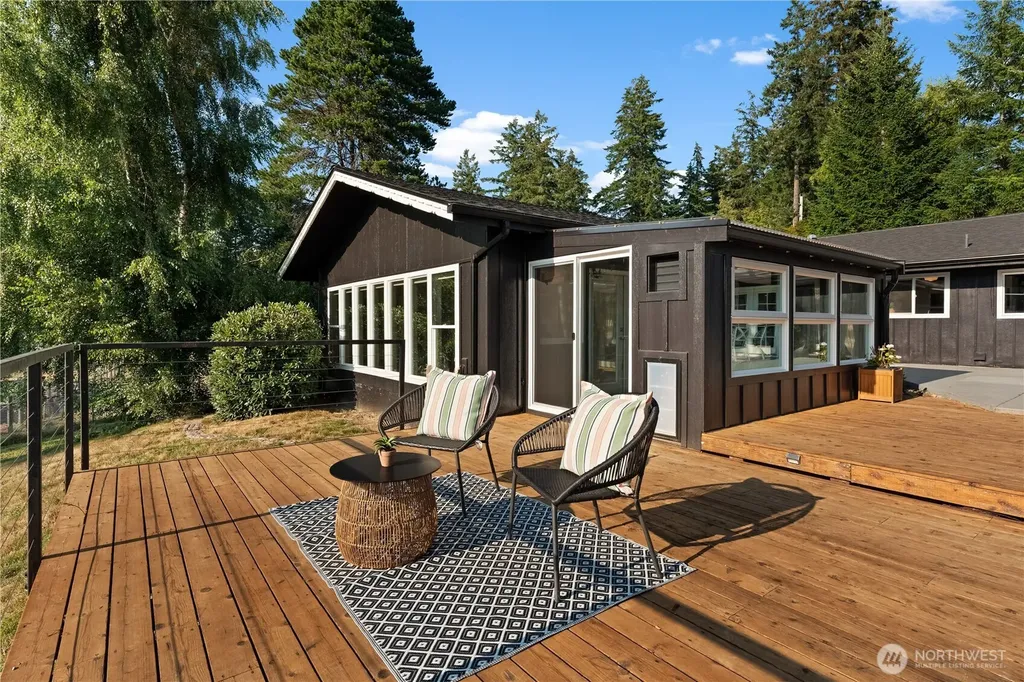 8520 David Day Drive NW Gig Harbor WA 98332