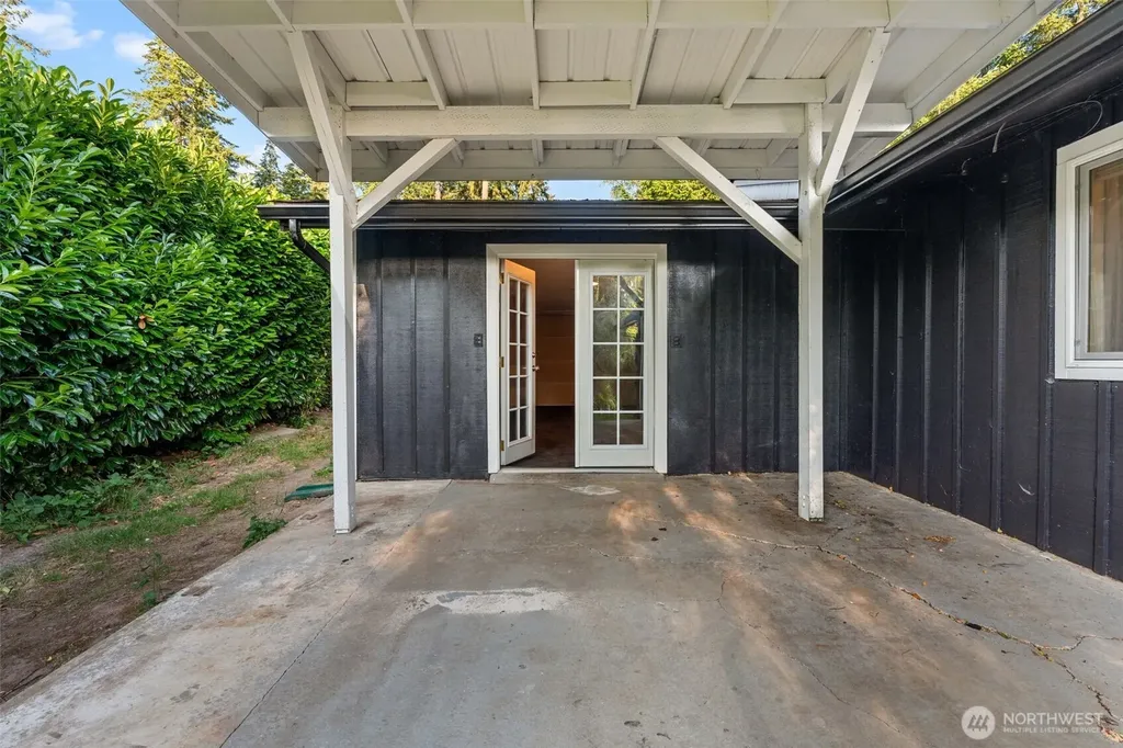 8520 David Day Drive NW Gig Harbor WA 98332