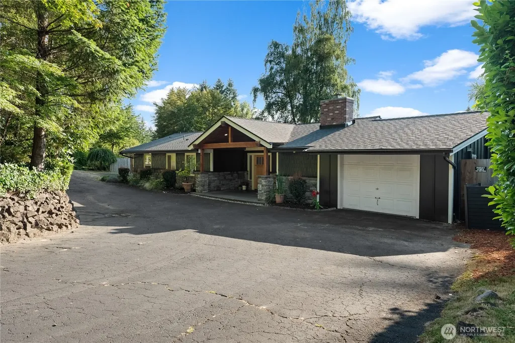 8520 David Day Drive NW Gig Harbor WA 98332