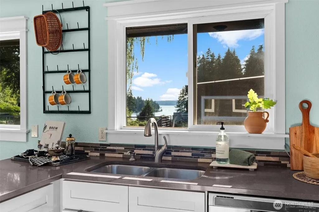8520 David Day Drive NW Gig Harbor WA 98332