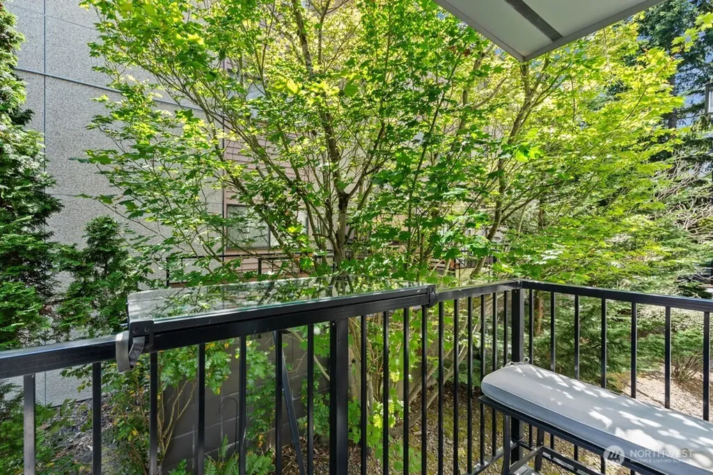 5912 California Avenue SW Seattle WA 98136