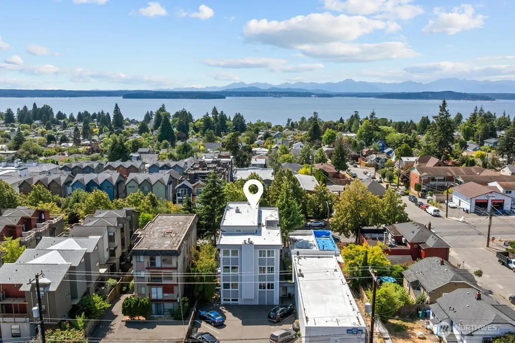 5912 California Avenue SW Seattle WA 98136