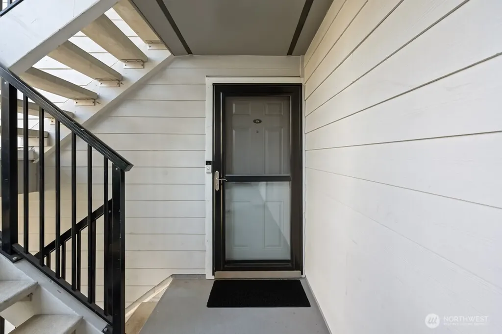 5912 California Avenue SW Seattle WA 98136