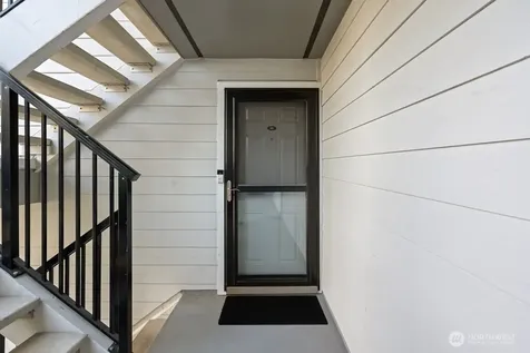 5912 California Avenue SW Seattle WA 98136