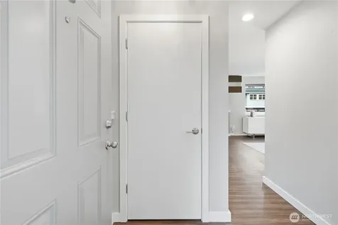 5912 California Avenue SW Seattle WA 98136