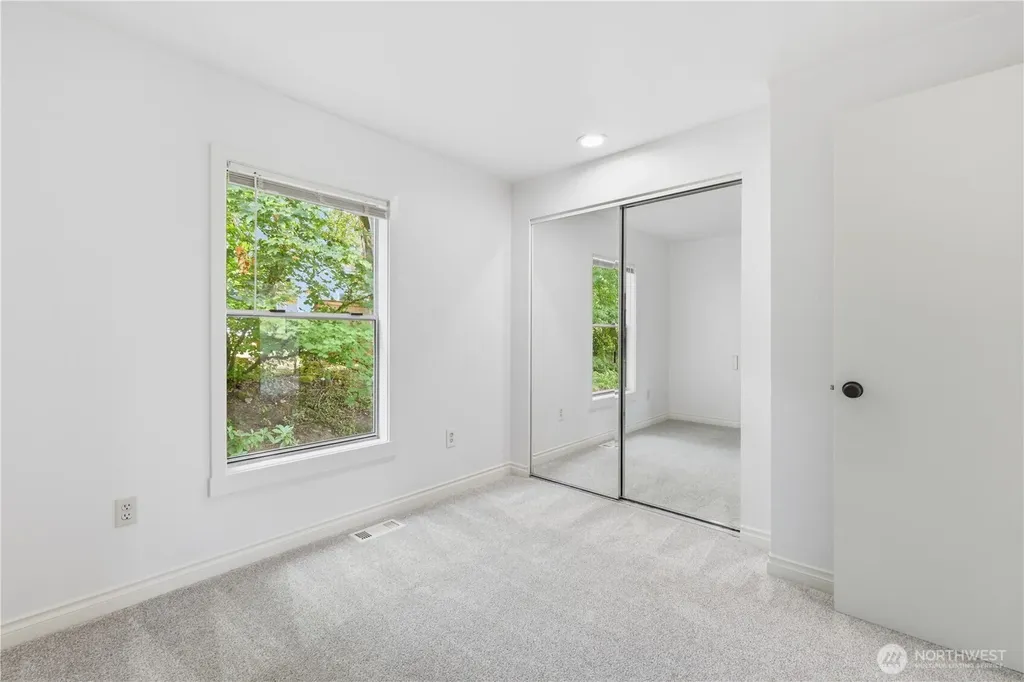 4181 244th Place SE Sammamish WA 98029