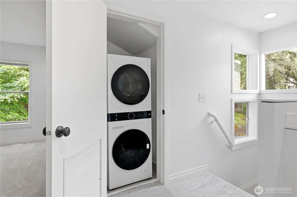 4181 244th Place SE Sammamish WA 98029
