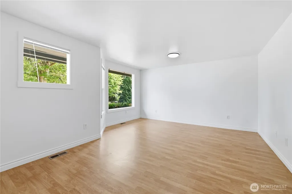 4181 244th Place SE Sammamish WA 98029