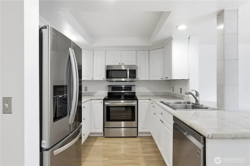 4181 244th Place SE Sammamish WA 98029