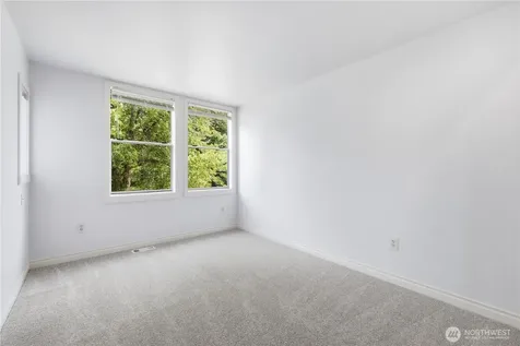 4181 244th Place SE Sammamish WA 98029