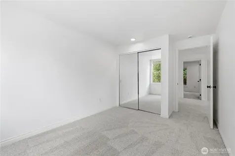 4181 244th Place SE Sammamish WA 98029