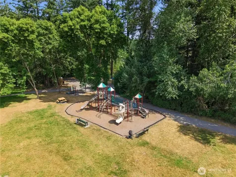4181 244th Place SE Sammamish WA 98029