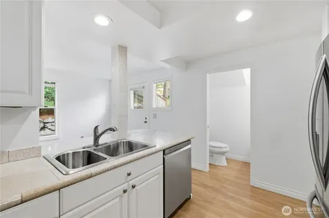 4181 244th Place SE Sammamish WA 98029