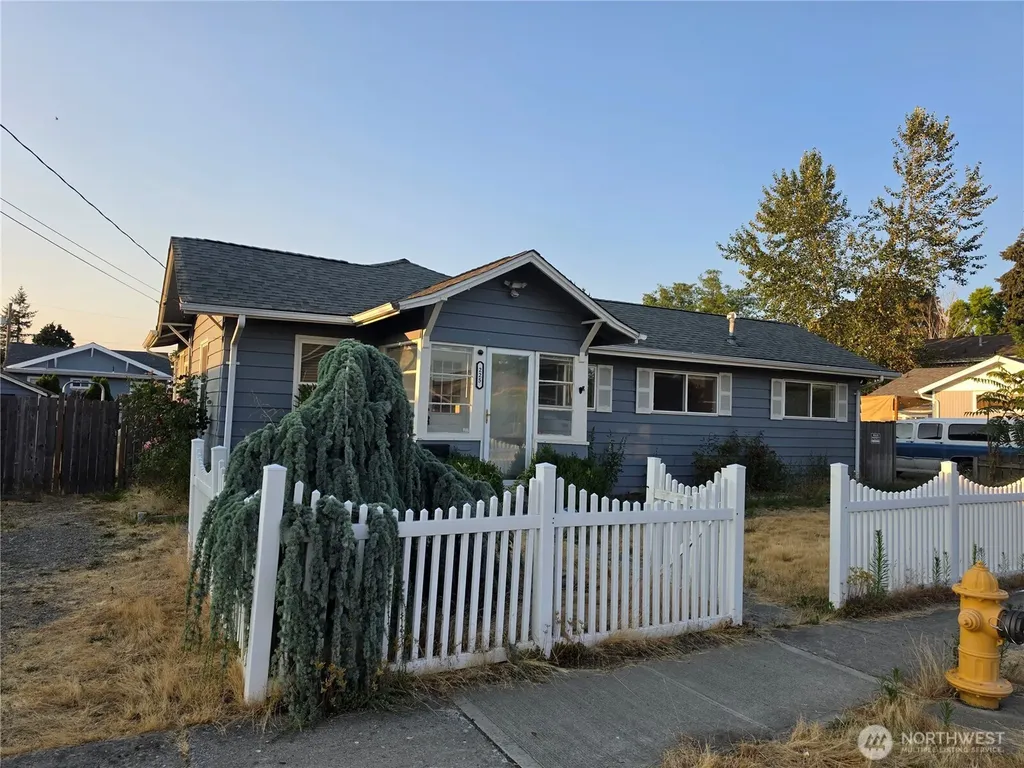225 14th Street SE Auburn WA 98002
