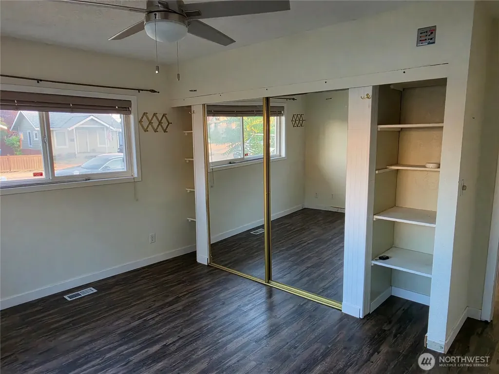 225 14th Street SE Auburn WA 98002