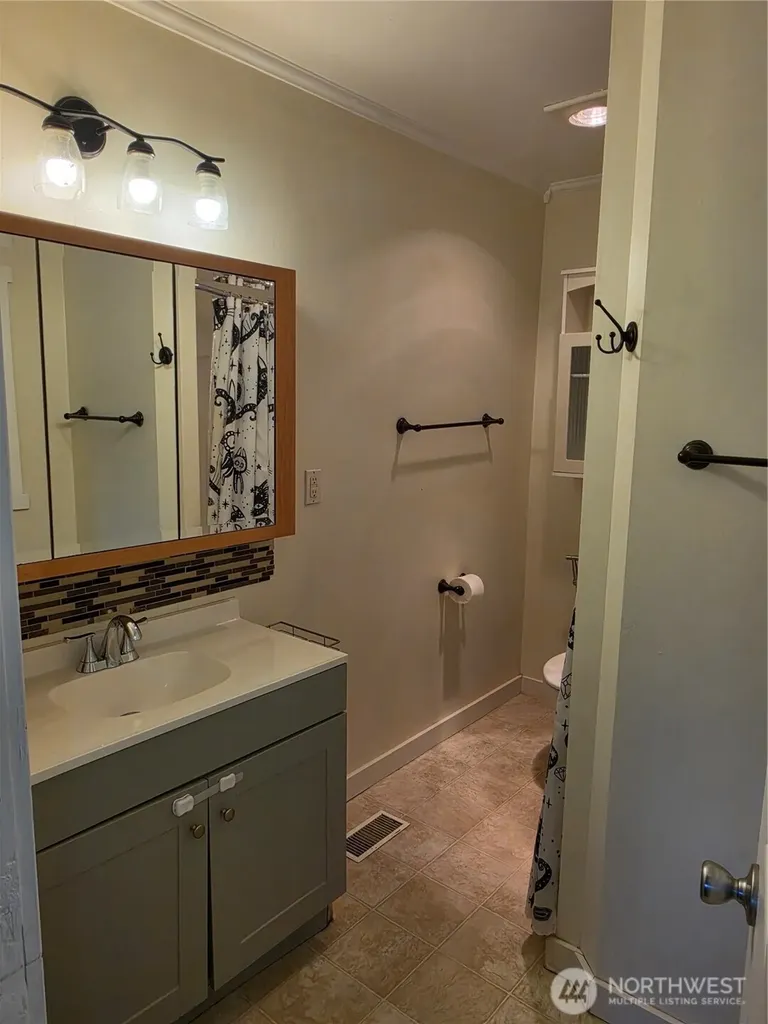 225 14th Street SE Auburn WA 98002