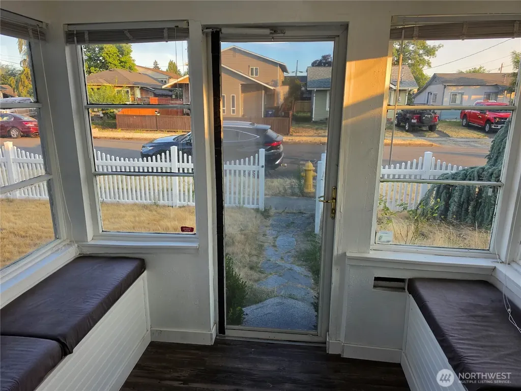 225 14th Street SE Auburn WA 98002